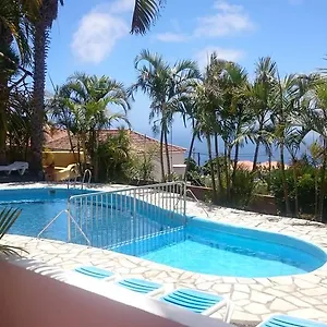apartamentos-y-bungalows-finca-colon.in-canary-islands.com/